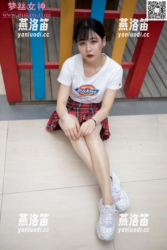 梦丝女神 - 高清在线等你，莹仙女与海边的‘对话’
