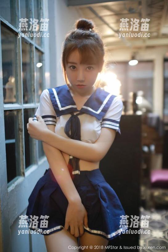 模范学院-夏瑶baby 模范学院 - 不为人知的夏瑶baby:这组写真原图里藏了哪些秘密?