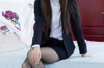 物恋传媒 – 婷婷的死库水写真，这次更新真是把我心里的小鹿撞了个稀巴烂！