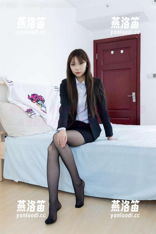 物恋传媒 - 婷婷的死库水写真，这次更新真是把我心里的小鹿撞了个稀巴烂！