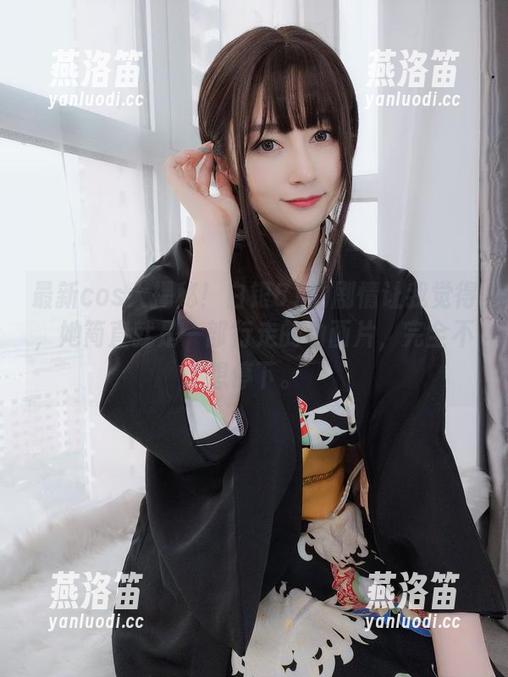 最新cos大揭秘！白银81的剧情让我觉得，她简直就是一部行走的动画片，完全不想停下。