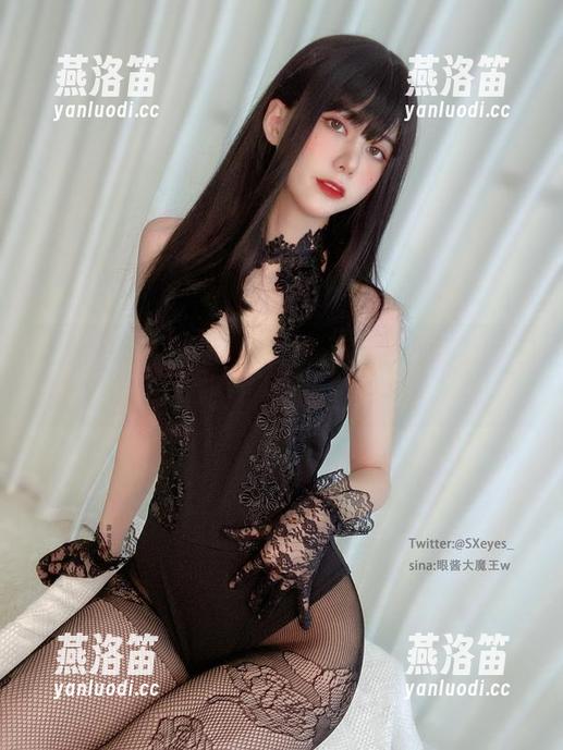 进化中的自拍艺术：眼酱大魔王w的上班前私拍资源分享！