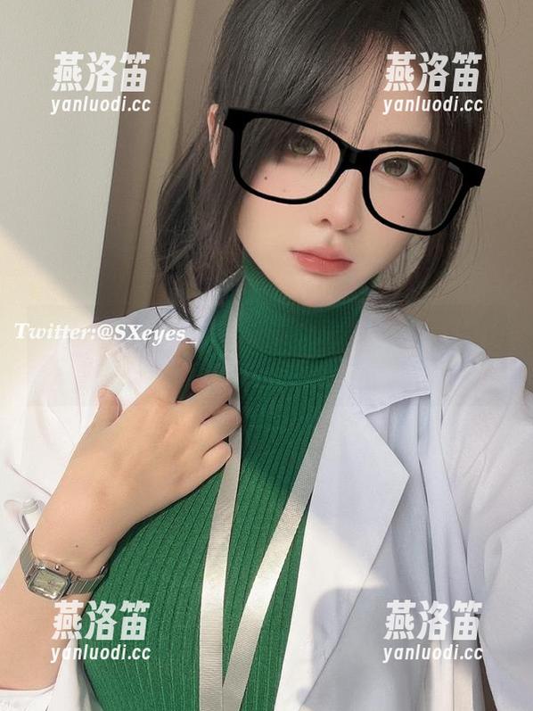 眼酱大魔王w 打卡眼酱大魔王w的黑丝壁纸合集,30d的夏日幻想!