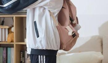 调皮的神沢永莉牛仔裤，不小心引发了一场时尚风暴，原图快来围观！