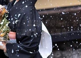 秀人网 – 浴室与柔光的奇妙结合：安琪Yee的写真合集，快来围观！