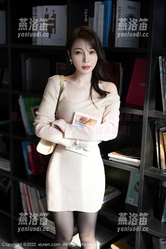 秀人网 - 在考拉koala的定制写真里，少女竟然变成了笨拙的小精灵！