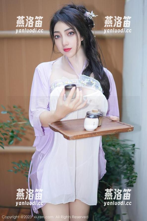 秀人网 - 哇塞！艾小青姐姐的私拍美图，直接逼我拿起手机，准备拍我家的猫了…