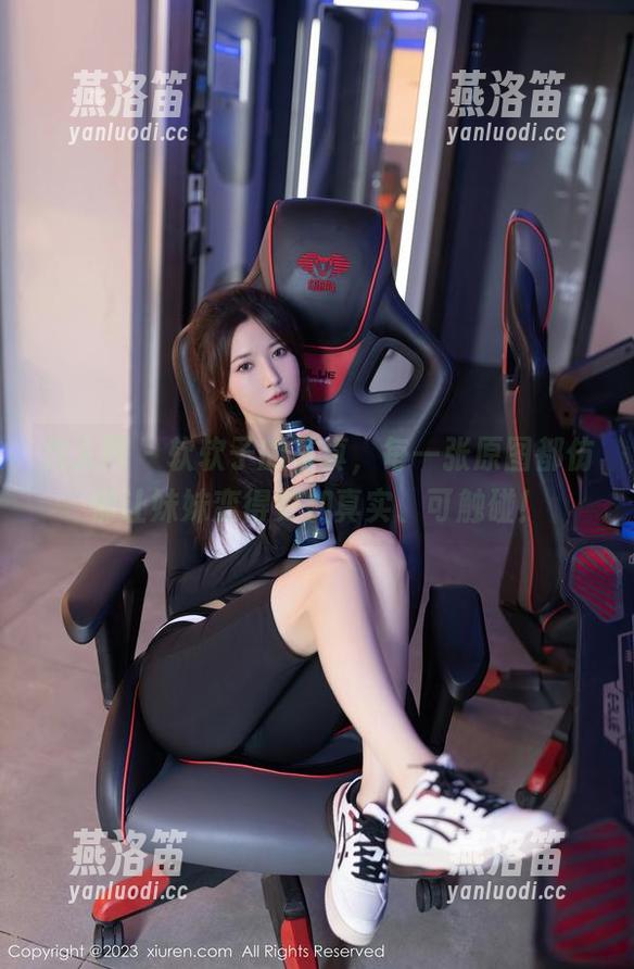 秀人网-软软子 秀人网 - 软软子的写真,每一张原图都仿佛让妹妹变得更加真实、可触碰!