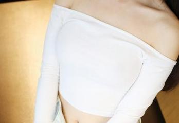 美媛馆 – 绮里嘉ula的牛仔裤原图全集，不得不说，这诱惑真是猝不及防啊！