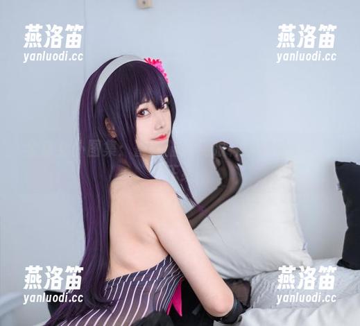 全套女仆图集：蜜汁猫裘用眼神讲述她的小不正经
