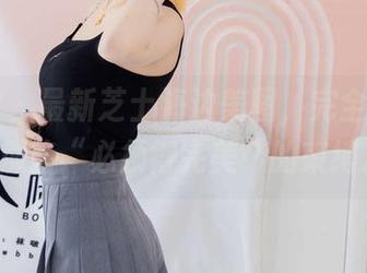 袜啵啵 – 最新芝士海边美图，完全不care那些“必须得完美”的束缚。