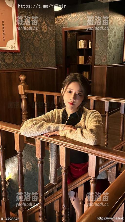 微密圈 - 独特魅力，轩子巨2兔的酒红礼服：别错过这份高清作品集