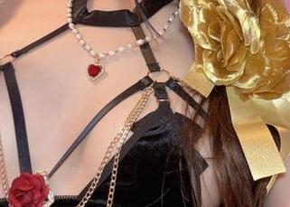 阿九从不咕咕带你嗨翻看：BlackSwan&Emilia精选合集，画面太美我不敢吃饭！