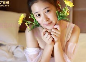 青豆客 – 精选Milk楚楚白丝写真，背影美到让人直呼‘这一生值了’！